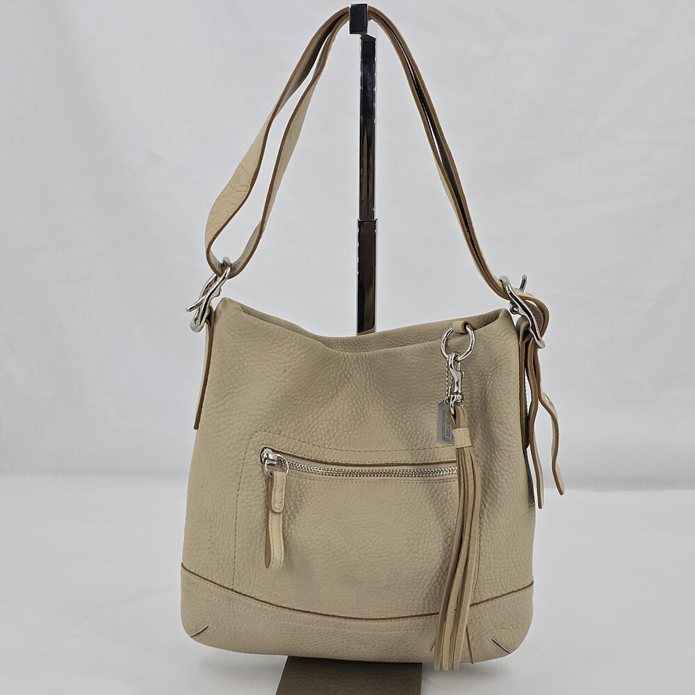 Vintage Y2K Coach 3796 Legacy Soho Cream leather tassel crossbody Pebbled Duffel